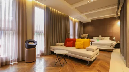 KYND HOTEL