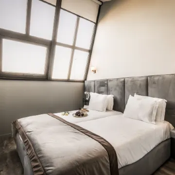 Rubens Hotels & Spa Отели рядом с достопримечательностью «Башня Клеригуш»
