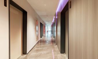 PK e-sports hotel (Xiamen Huli Wanda)