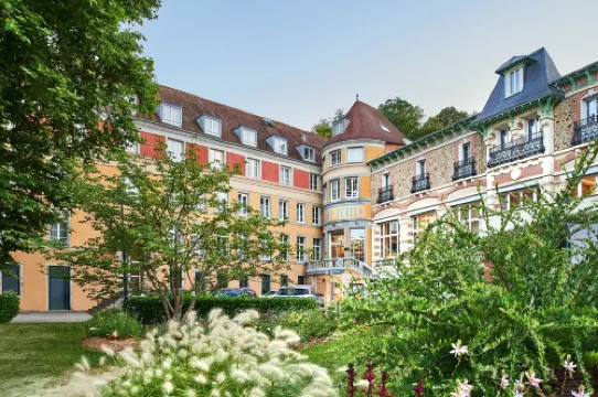 Le Grand Hotel, the Originals Relais