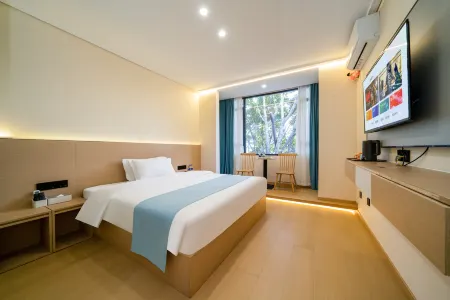 Yaoshi Aibo Hotel (Zhongshan Road Pedestrian Street Branch)