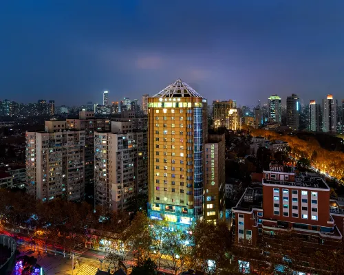 Tianping Hotel Shanghai Xujiahui（Wukang Road） Hotels near Xuhui