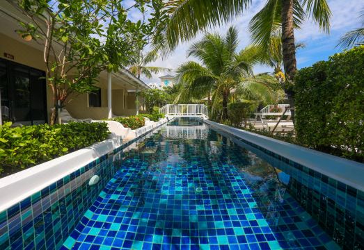 Tuana Hotels Brook Pool Access 풀 액세스 입구 이미지