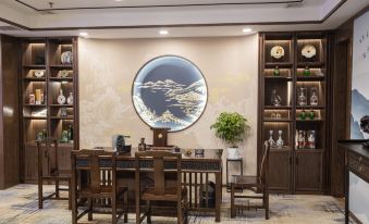 Huaqiao International Hotel