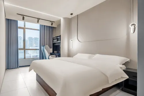 Super Player E-sports Hotel (Yudong High-speed Railway Station Business and Trade City Branch) - Esports