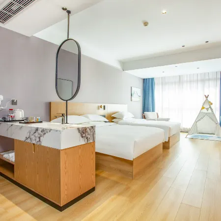 Xilanduo Hotel (Yangzhou West Railway Station)