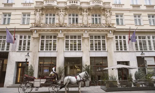 Steigenberger Hotel Herrenhof