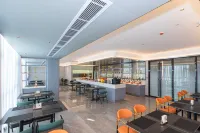 VYTEL Hotel (Jingjiang North City Park)