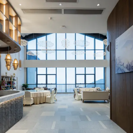 Hanshan se lake yunding resort (Fengshun Hotel, Meizhou)