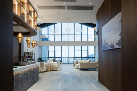 Hanshan se lake yunding resort (Fengshun Hotel, Meizhou) Отели рядом с достопримечательностью «Tonggufeng Scenic Area»