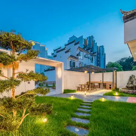 Yuepeng Joy House Inn (Wuyuan high-speed railway station)