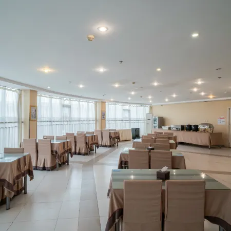 Jinjiang Business Hotel (Longshan Road Bus Station, Weinan)