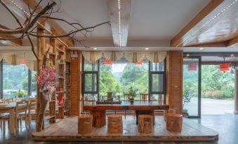 Kangda Boutique Homestay (Fanjingshan Scenic Area Dongmen Branch)