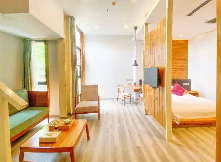 Xichang Shuxia Hotel