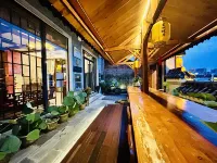 Star Lake Lanyue Song Culture Guesthouse (Zhaoqing Qixingyan Scenic Area)