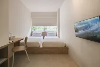 Teduh Simatupang - balcony