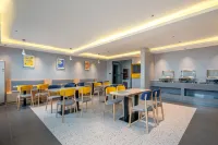 7Days Inn Hotel (Tongling Zongyang Lianhu Development Zone) Hotels in Zongyang County