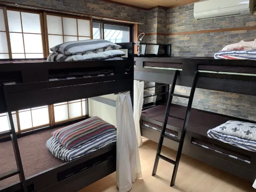 Maru House