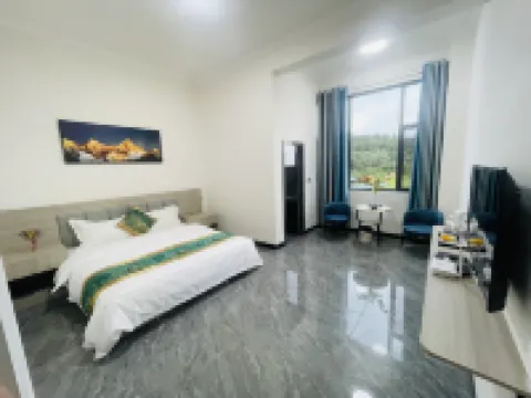 Shangfeng Homestay (Xiangyun High-Speed Railway Station)