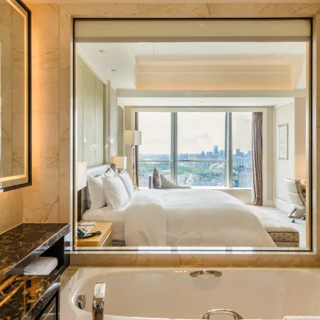 Ming Du Lakeside Hotel