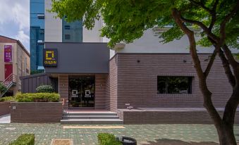 클라우드인호텔 목포평화광장점 로비