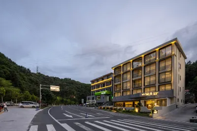 Luanchuan Mountain Jianyue Hotel (Laojunshan Branch)