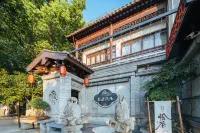 Suzhou Moli Residence (Taihu Dongshan Branch) Các khách sạn gần Diaohua Building