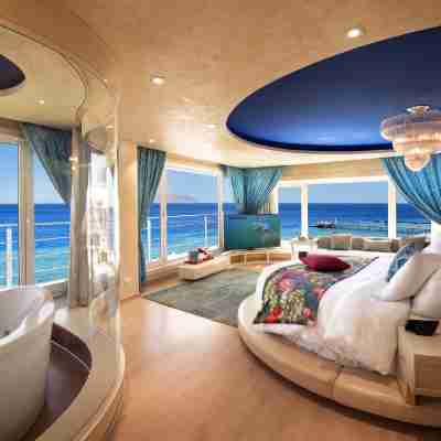 Sunrise Arabian Beach Resort Rooms