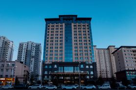 Qianyue Hotel (Qingyang Xifeng Airport Branch)