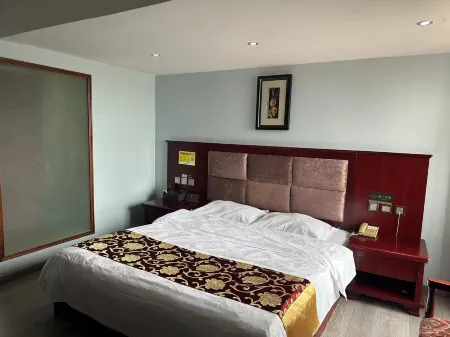 Yingjiang Fortune Theme Hotel Отели в г. Инцзян