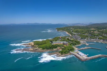 KAMENOI HOTEL GENKAINADA Отели рядом с достопримечательностью «Natsuigahama Hamayû Park»