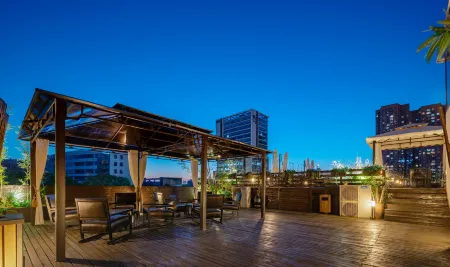 YAAAAA!LETTING~Yue Hotel Отели рядом с достопримечательностью «Hubei University of Police (North Campus)»