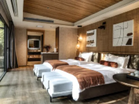 VALLEY CAMP Hotels in Xinyuan