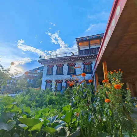Danba Layagabu Homestay
