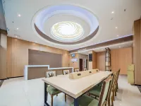 Lequ Zhixuan Hotel (Guanghan Night Market North Railway Station) Hotels in Guanghan