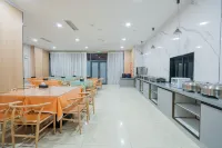 Yamei Hotel (Anqing Qijie High-Speed Railway Station)