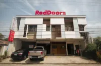 RedDoorz @ Downtown Bacolod Hotel a Negros Occidental