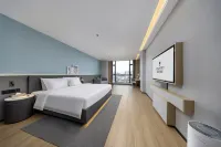Country Inn & Suites by Radisson（Guigang Pingnan Donghu Commercial Pedestrian Street Store） - Parkplatz