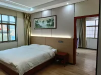 Wuxue Dongsheng Grand Hotel - 2-Star