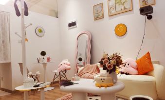 Jiang Xiaonan Theme Homestay