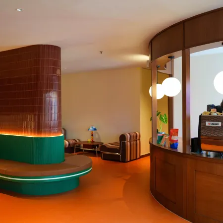 The Très Hotel Отели рядом с достопримечательностью «Торговый центр Mid Valley Mega Mall»