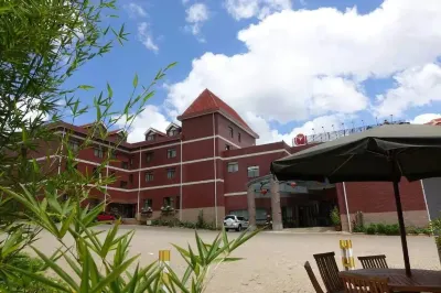 Soluxe Club Hotels near KeyWest Ngando Flats