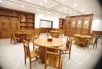 良棲雲舎ビジネスホテル（西双版納モウ臘南臘河）