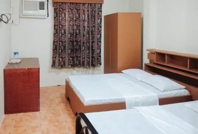 RedDoorz @ Plaza la Paz Iloilo City