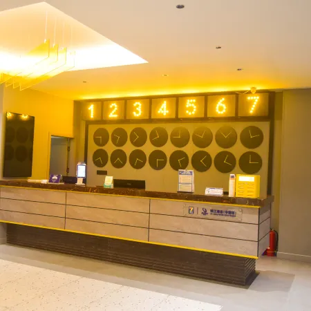 7Days Inn Hotel (Chishui Guifu Jin Street)