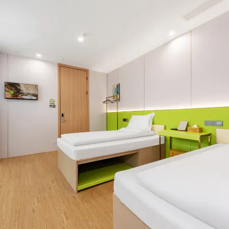 One Lemon Boutique Hotel (West Lake Lakeside Fengqi Road Subway Station)
