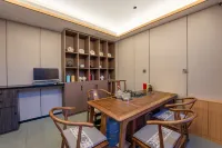 Bomo Tea-themed Stay · Courtyard-style Cinema Hotel (Zhengding Yanghe Tower)