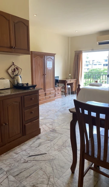 รูปภาพของออเรนจ์ แอนด์ โค