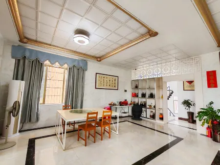 Foshan Sanshui Qingyue Hot Spring Homestay Отели рядом с достопримечательностью «Xujiang Ancestral House»