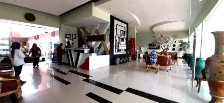 The Herlina Hotel & Resort